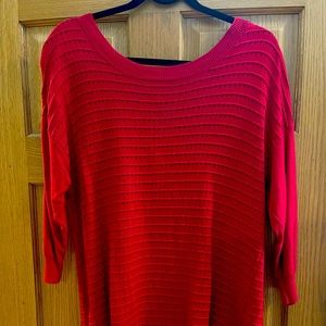 SOHO Lightweight sweater with tie detail on back